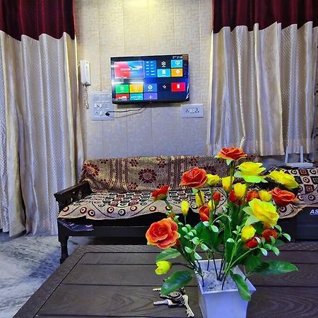 Peaceful Stay 1 Bhk Appartment Yeni Delhi Dış mekan fotoğraf